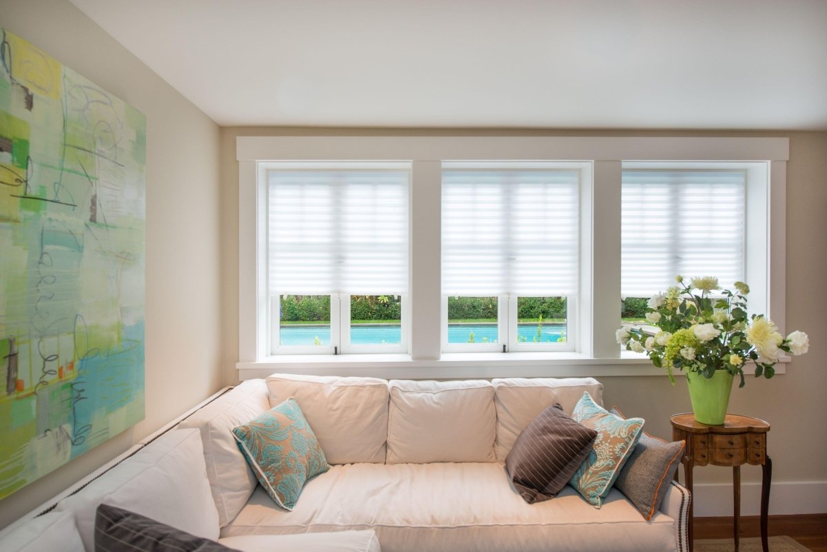 Redi Shade Temporary Light Filtering Shade in White - 120x227cm (4 Blinds Per Pack) - EZ BLINDS